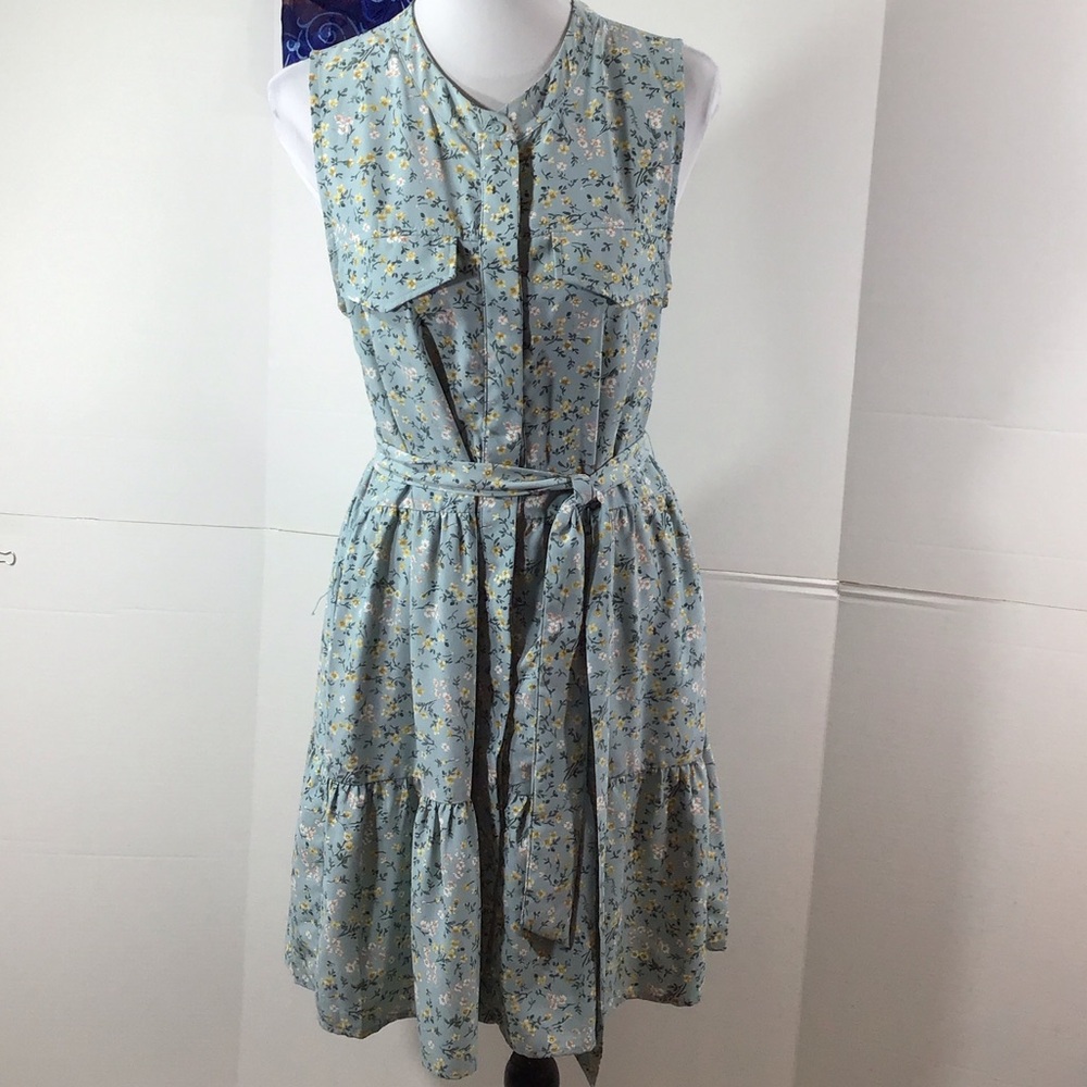 Gibsonlook wildflower Blue Floral tiered shift dress S